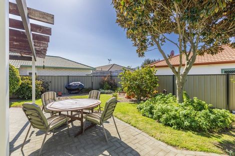Photo of property in 12 Flemington Place, Taradale, Napier, 4112