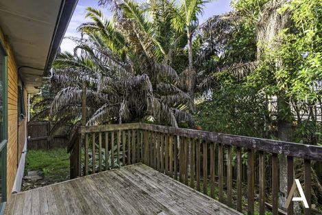 Photo of property in 2 Abilene Place, Manurewa, Auckland, 2105