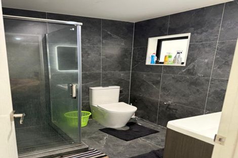 Photo of property in 41a Leo Street, Glen Eden, Auckland, 0602