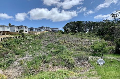 Photo of property in 121d Sunnyside Road, Sunnyvale, Auckland, 0612