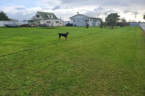 Photo of property in 246 Hepburn Road, Glendene, Auckland, 0602