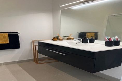 Photo of property in 9/20 Trent Street, Island Bay, Wellington, 6023