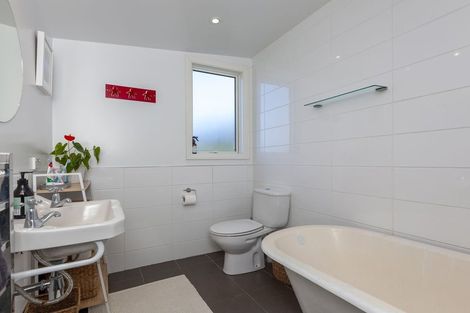 Photo of property in 56 Poplar Avenue, Raumati South, Paraparaumu, 5032