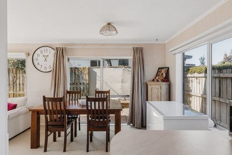 Photo of property in 5 Liftan Place, Mount Maunganui, 3116