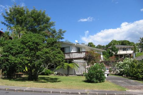 Photo of property in 26 Holt Avenue, Torbay, Auckland, 0630