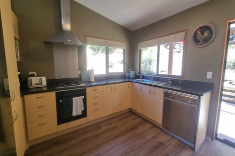 Photo of property in 35 Arawata Terrace, Fernhill, Queenstown, 9300
