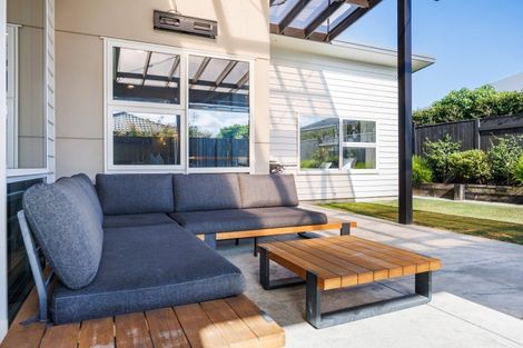 Photo of property in 9 Lorenzo Place, Kelvin Grove, Palmerston North, 4414