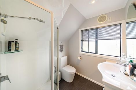 Photo of property in 21 Marlborough Street, Silverstream, Upper Hutt, 5019