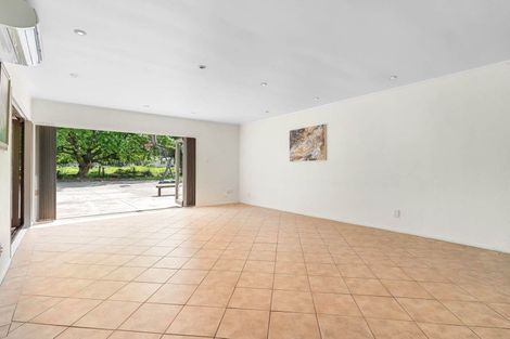 Photo of property in 1230 Alfriston Road, Alfriston, Manurewa, 2576