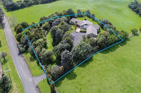 Photo of property in 51 Donohue Road, South Head, Helensville, 0874