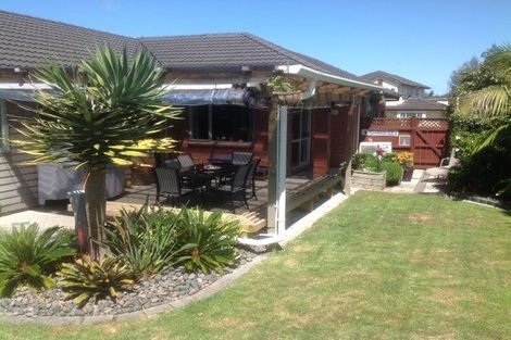 Photo of property in 9 Fergy Crescent, Wattle Downs, Auckland, 2103