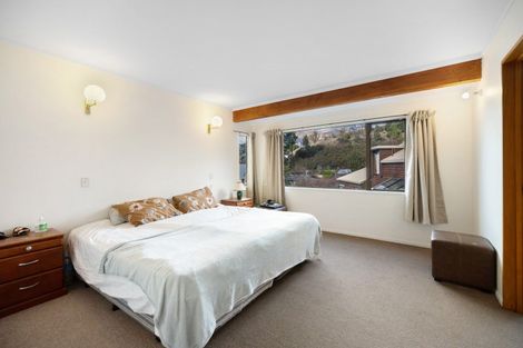 Photo of property in 8 Avalon Crescent, Fernhill, Queenstown, 9300