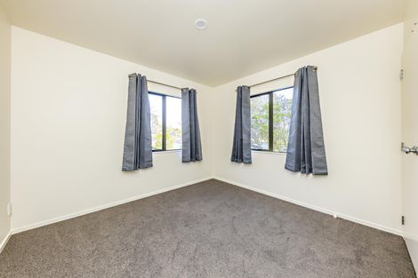 Photo of property in 1/3 Orwell Road, Greenhithe, Auckland, 0632