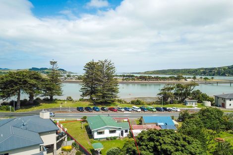 Photo of property in 20 Wainui Road, Raglan, 3225