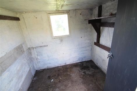 Photo of property in 64 Tripoli Road, Panmure, Auckland, 1072