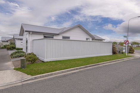 Photo of property in 21 Cassino Street, Rangiora, 7400