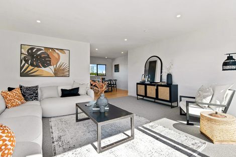 Photo of property in 2/1 Omana Road, Milford, Auckland, 0620