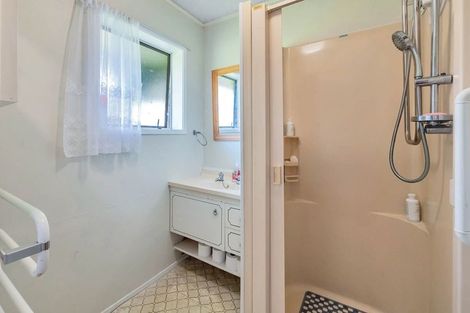 Photo of property in 1/27 Aotearoa Terrace, Murrays Bay, Auckland, 0630