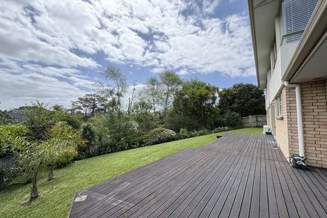Photo of property in 17 Meteor Place, Schnapper Rock, Auckland, 0632