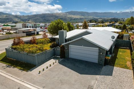 Photo of property in 2 Quarry Court, Cromwell, 9310