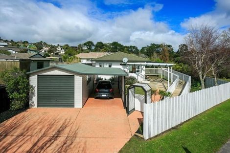 Photo of property in 74 Barbados Drive, Unsworth Heights, Auckland, 0632
