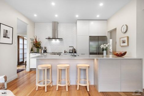 Photo of property in 87 Clyde Street, Island Bay, Wellington, 6023