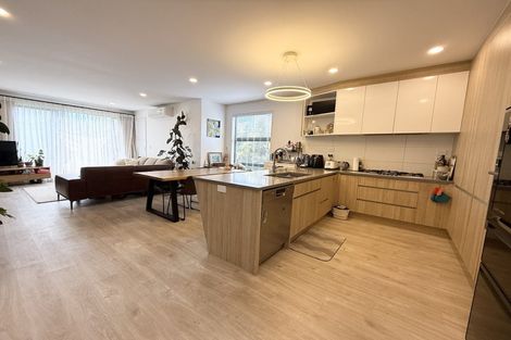 Photo of property in 35 Westgate Drive, Westgate, Auckland, 0614