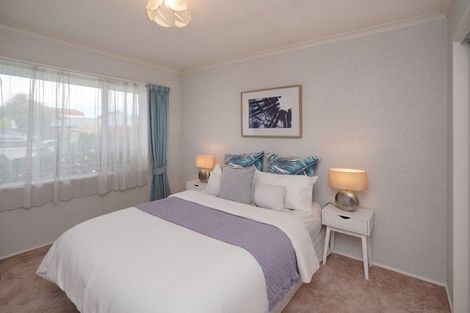 Photo of property in 33 Peer Street, Upper Riccarton, Christchurch, 8041