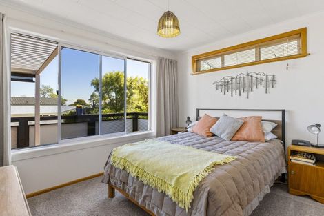 Photo of property in 3 Mahuta Road, Waitahanui, Taupo, 3378