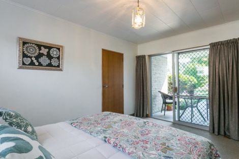 Photo of property in 3 D'arcy Place, Taradale, Napier, 4112