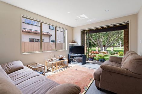 Photo of property in 165a Centreway Road, Orewa, 0931