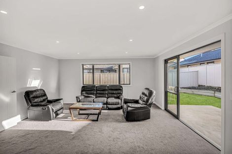 Photo of property in 8a Mead Avenue, Cromwell, 9310