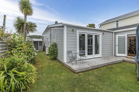 Photo of property in 43 Washington Avenue, Brooklyn, Wellington, 6021