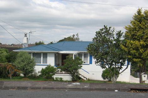 Photo of property in 10 Aotea Road, Glen Eden, Auckland, 0602