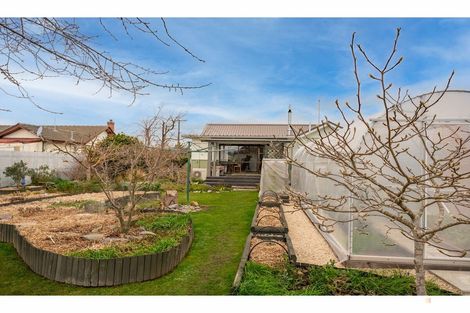 Photo of property in 8 Moorhouse Street, Waimate, 7924