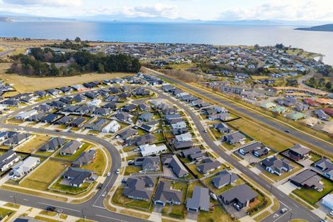 Photo of property in 4 Tawhai Crescent, Wharewaka, Taupo, 3330