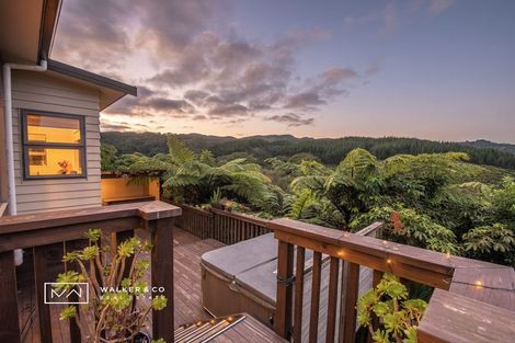 Photo of property in 29 Mcewen Crescent, Riverstone Terraces, Upper Hutt, 5018