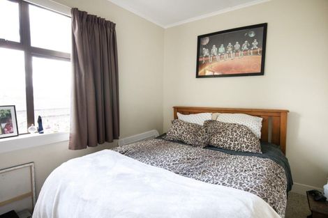 Photo of property in 24 Pukeko Place, Westshore, Napier, 4110