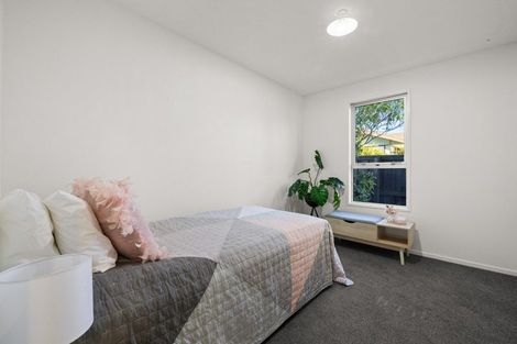 Photo of property in 12 Resolution Place, Bryndwr, Christchurch, 8053