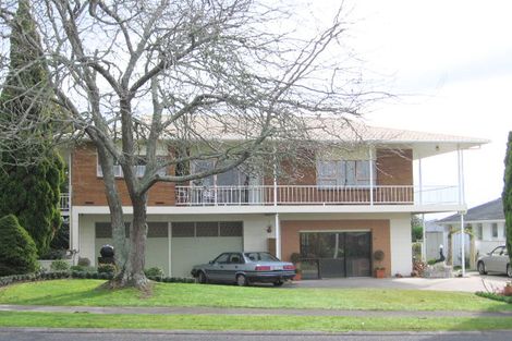 Photo of property in 9 Madill Road, St Andrews, Hamilton, 3200