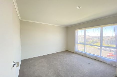 Photo of property in 6 Appaloosa Street, Karaka, Papakura, 2113