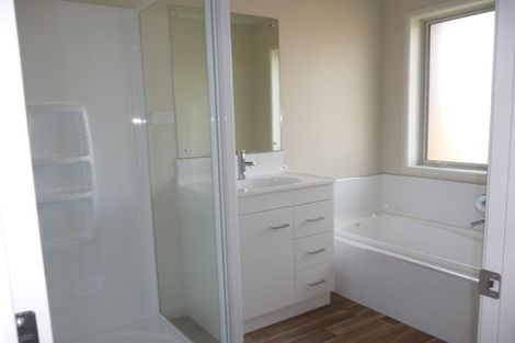 Photo of property in 10 Fernham Way, Rolleston, 7615