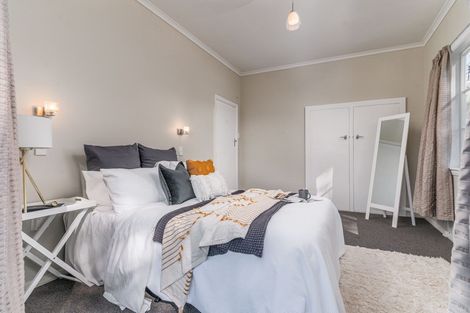 Photo of property in 75 Park Road, Carterton, 5713