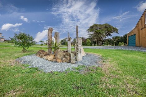Photo of property in 11 Alcemene Lane, Baylys Beach, Dargaville, 0377
