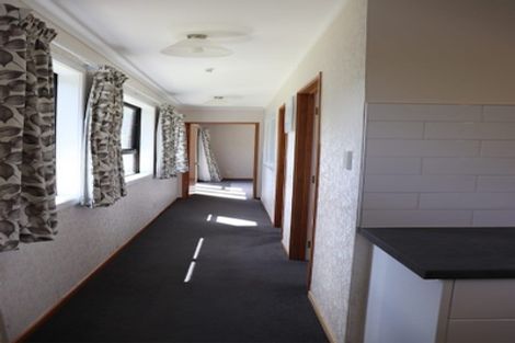 Photo of property in 42-44 David Crescent, Karori, Wellington, 6012