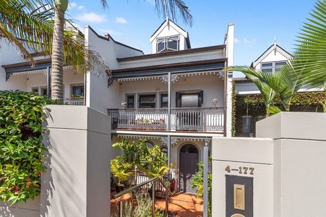 Photo of property in 4/177 Hurstmere Road, Takapuna, Auckland, 0622