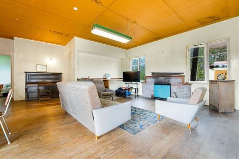 Photo of property in 340 Henderson Valley Road, Henderson Valley, Auckland, 0612