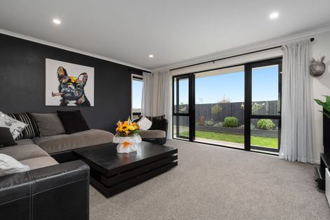 Photo of property in 11 Bernies Way, Ohauiti, Tauranga, 3112