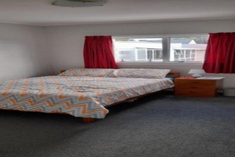 Photo of property in 2/422 Devon Street West, Lynmouth, New Plymouth, 4310