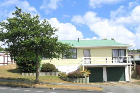 Photo of property in 98 Gemstone Drive, Birchville, Upper Hutt, 5018